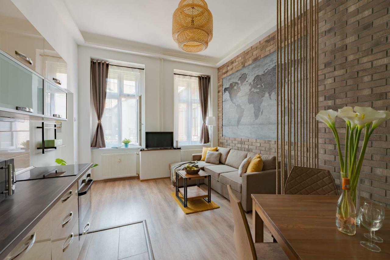Central Kira Apartment Budapest Exterior foto